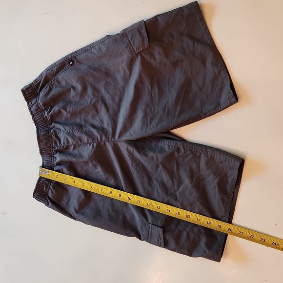 Quicksilver gray extra large elastic waist shorts - Picture 10 of 11